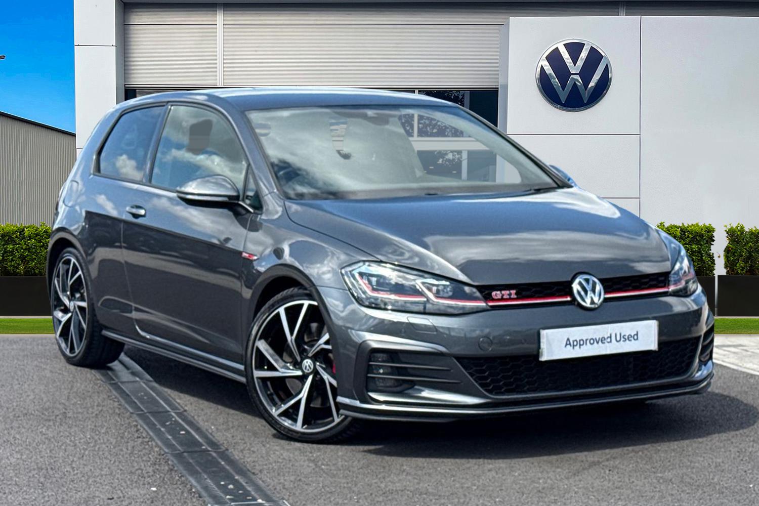 Main listing image - Volkswagen Golf GTI