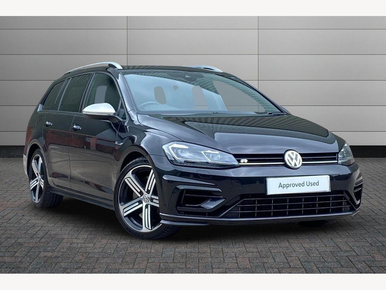 Main listing image - Volkswagen Golf Estate