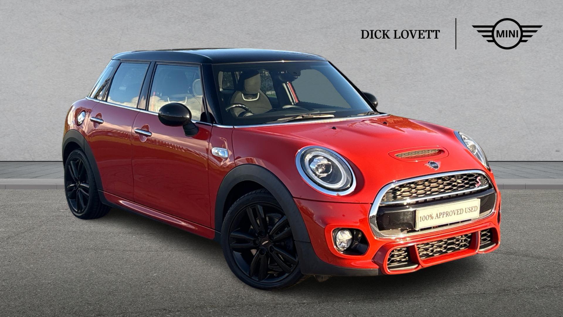 Main listing image - MINI Hatchback