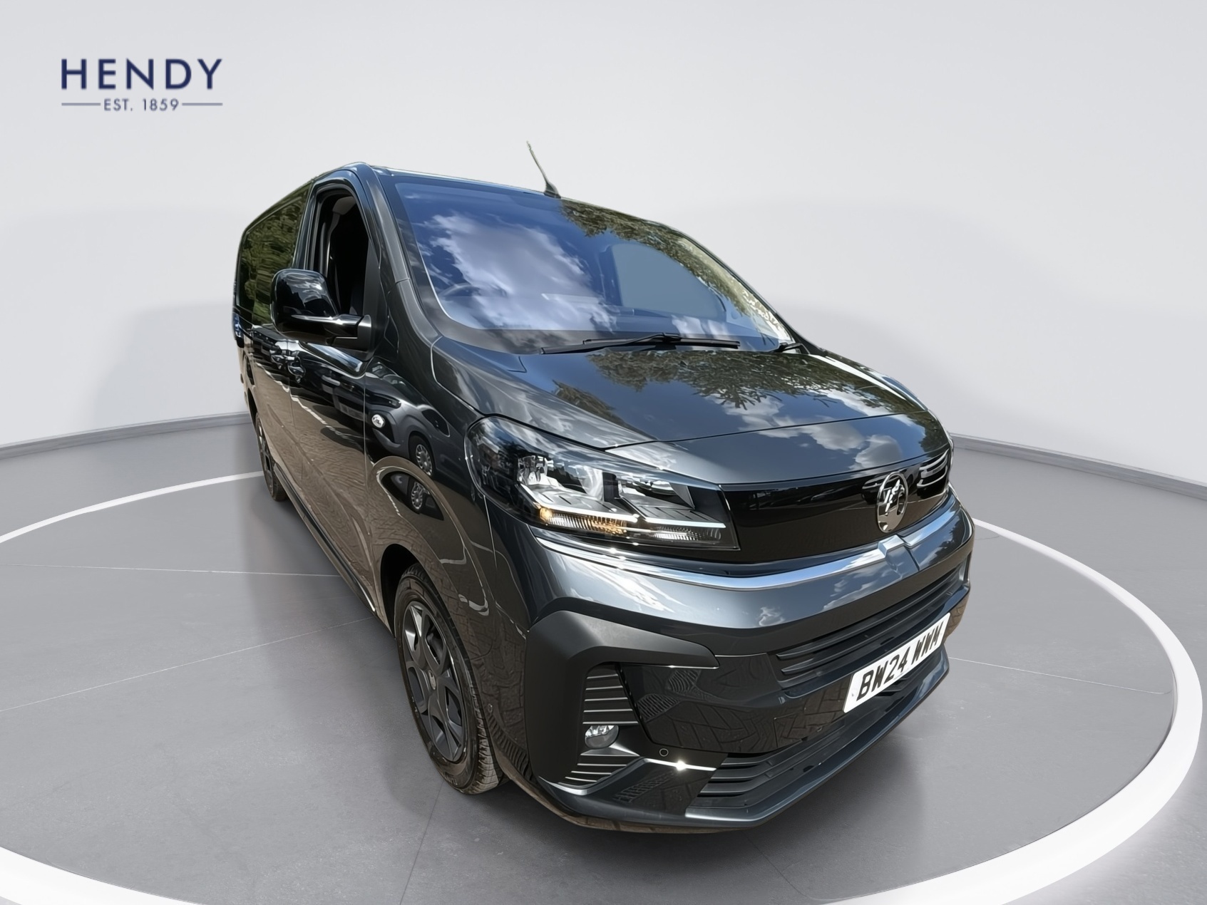Main listing image - Vauxhall Vivaro