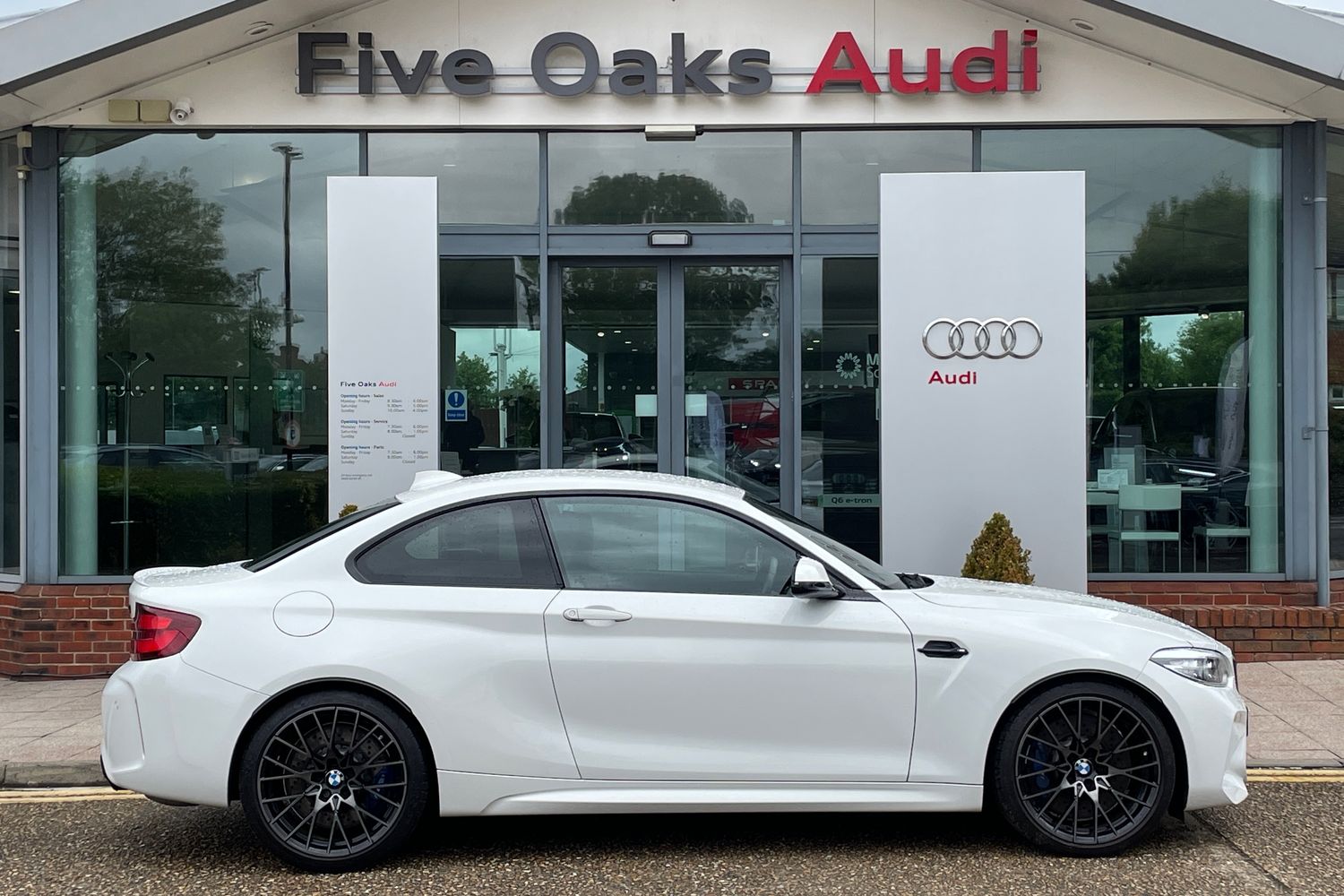 Main listing image - BMW M2