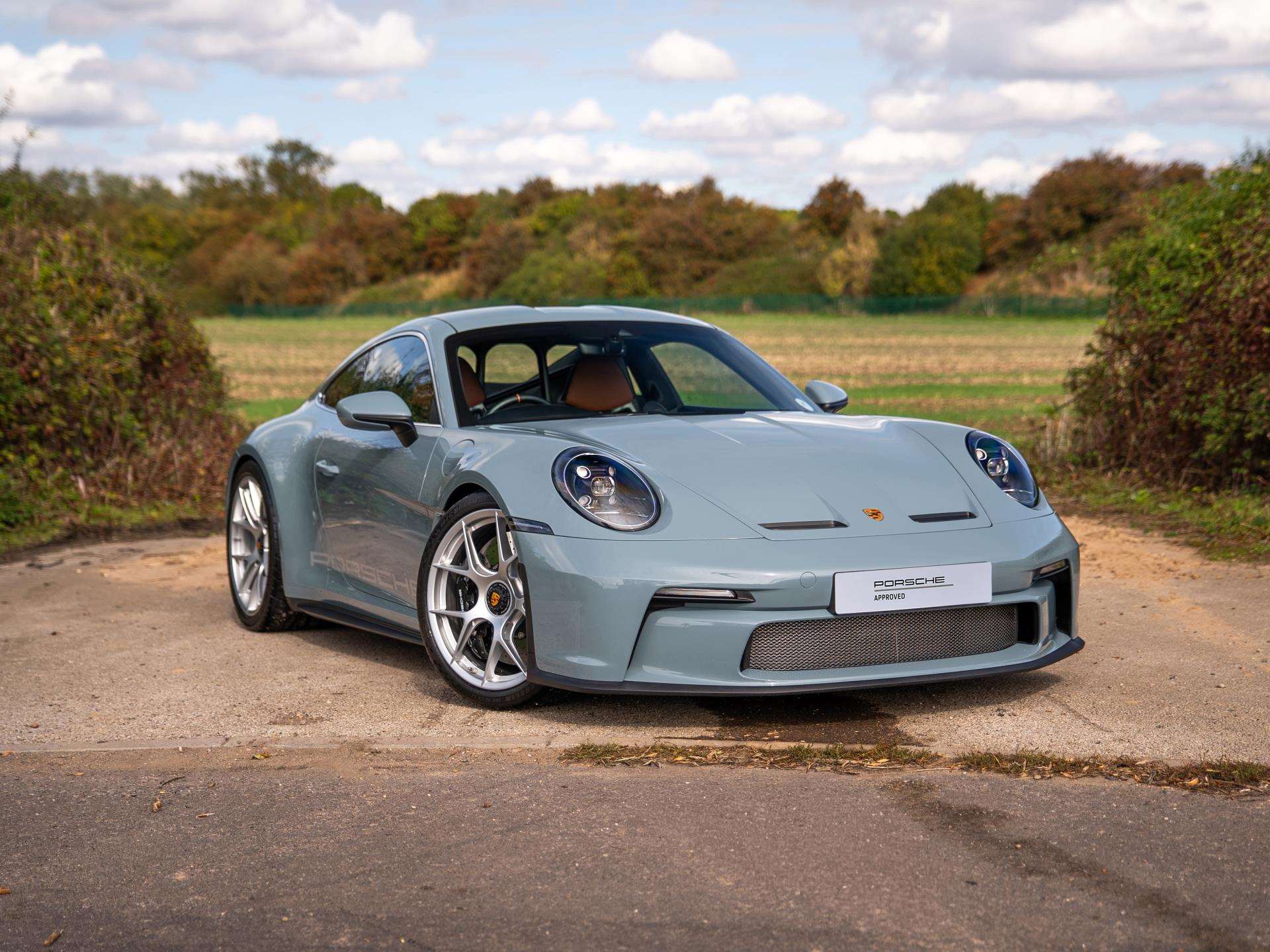 Main listing image - Porsche 911