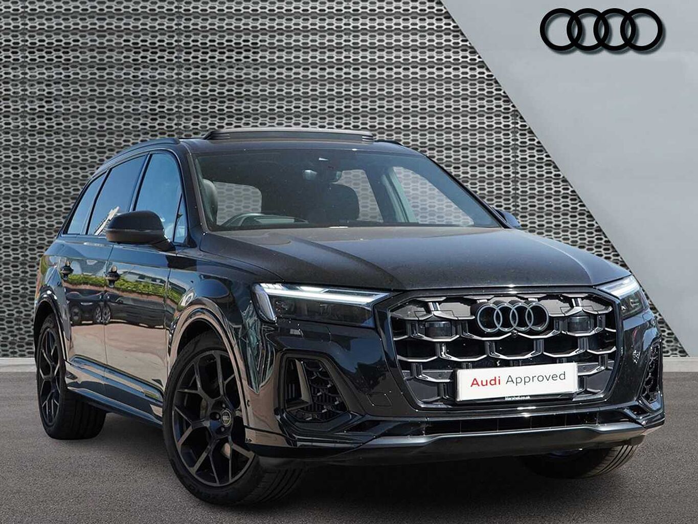 Main listing image - Audi Q7