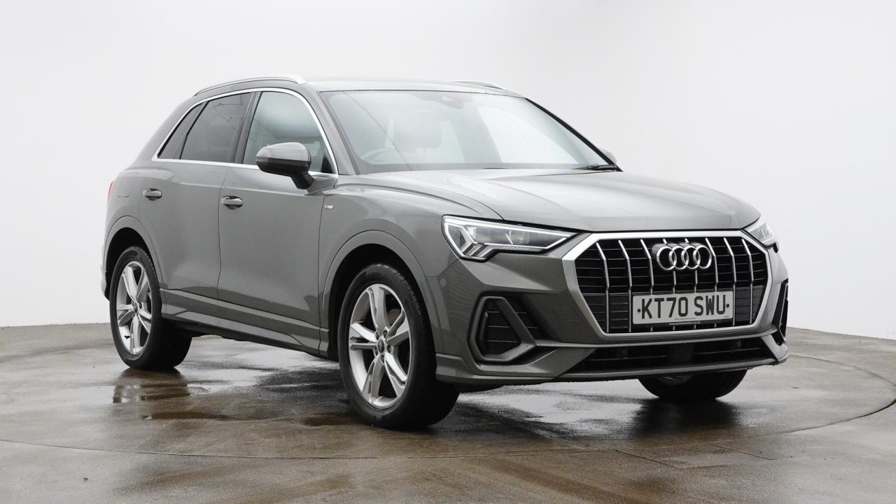 Main listing image - Audi Q3