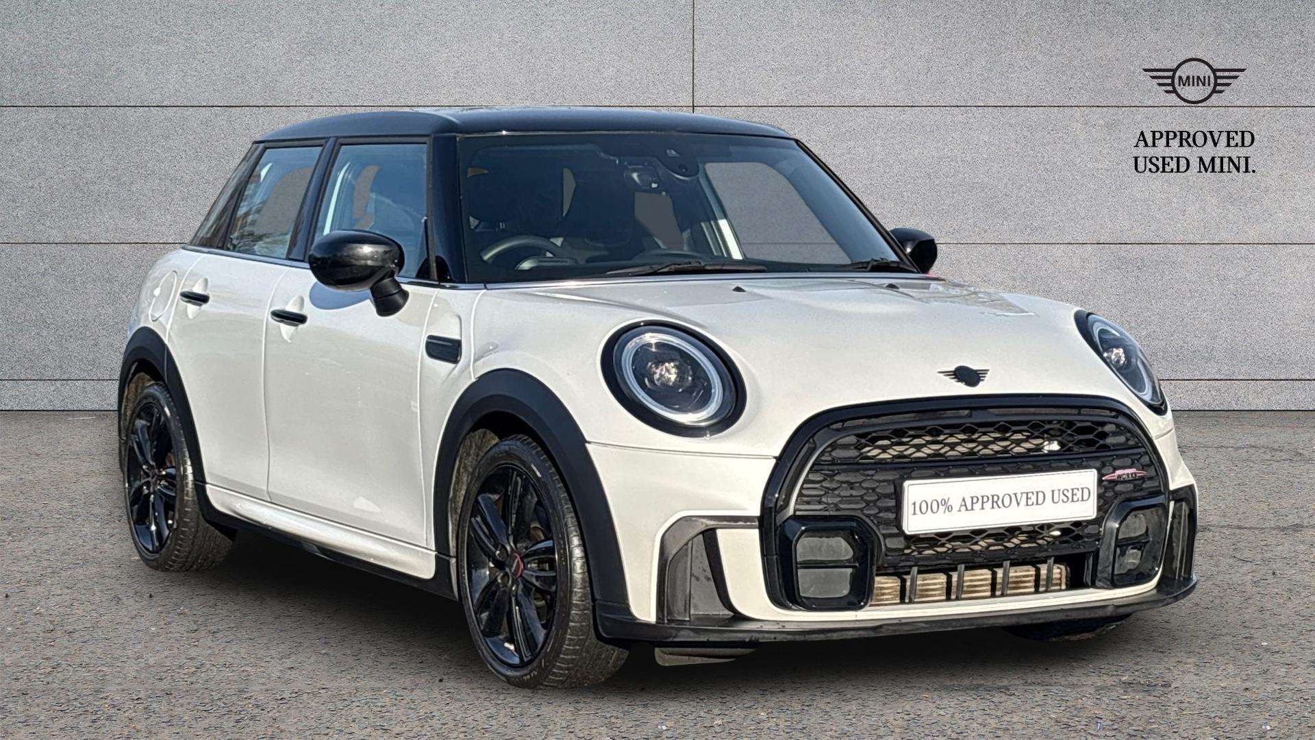Main listing image - MINI Hatchback 5dr