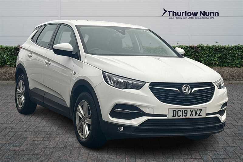 Main listing image - Vauxhall Grandland X