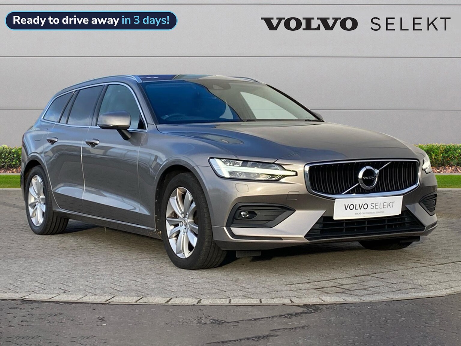 Main listing image - Volvo V60