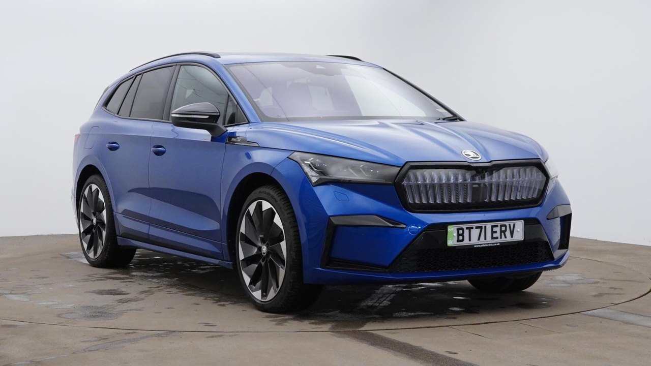 Main listing image - Skoda Enyaq