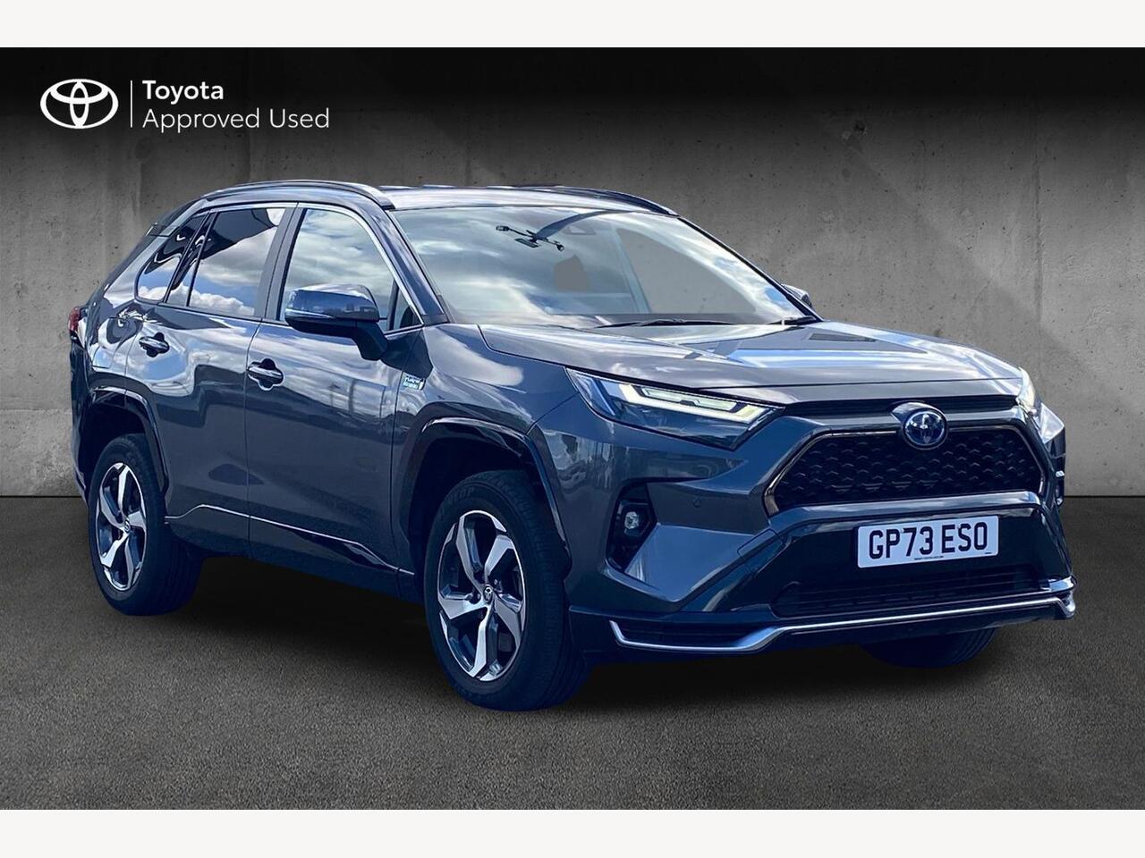 Main listing image - Toyota RAV4