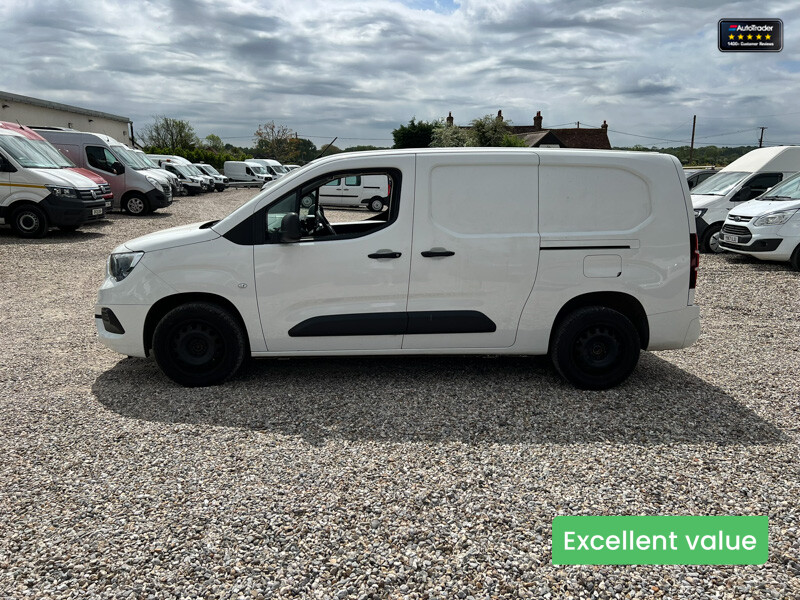 Main listing image - Vauxhall Combo Cargo