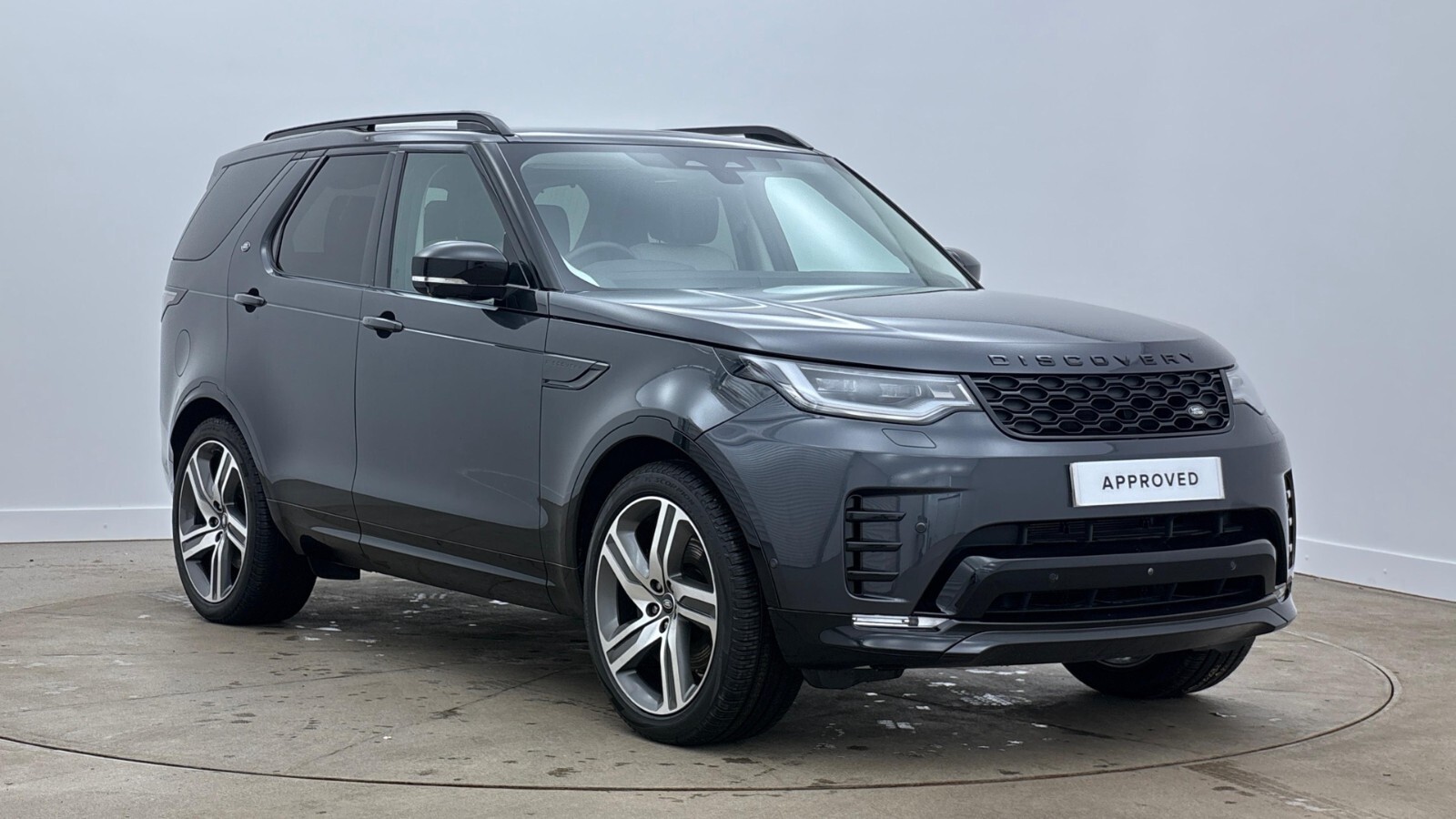Main listing image - Land Rover Discovery