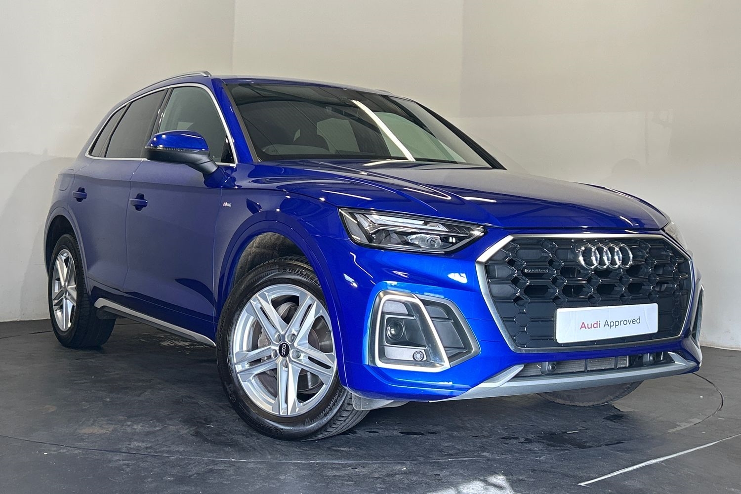 Main listing image - Audi Q5