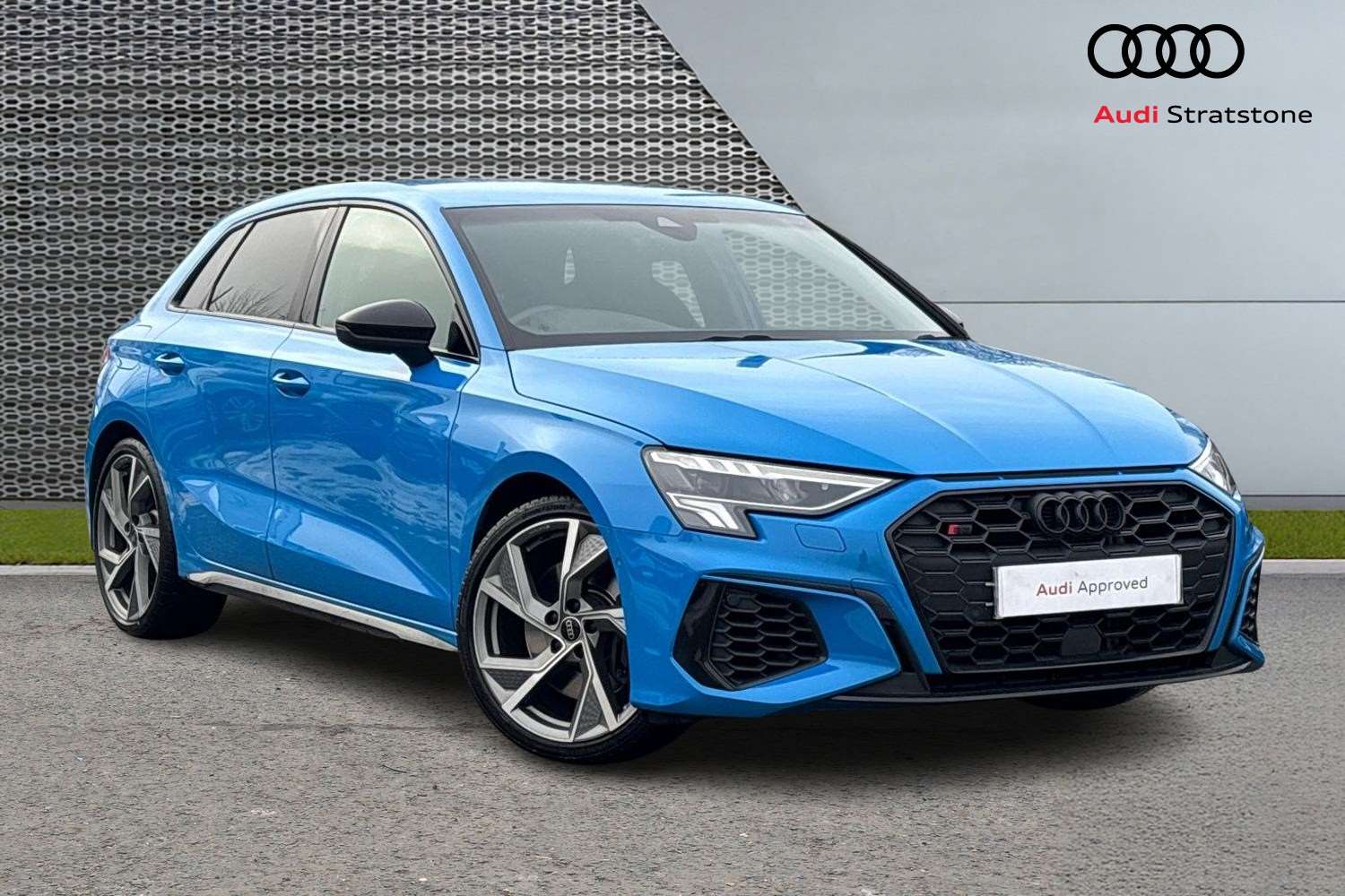 Main listing image - Audi S3