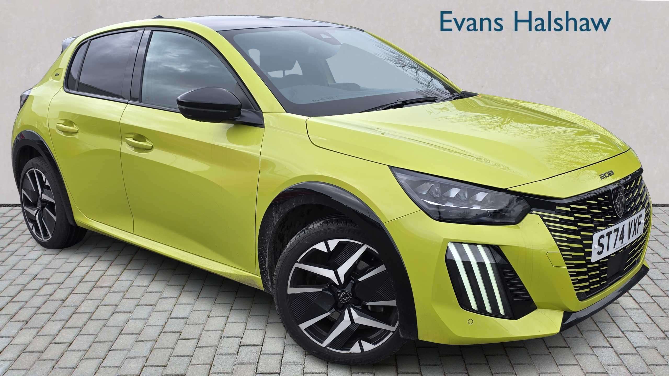 Main listing image - Peugeot 208