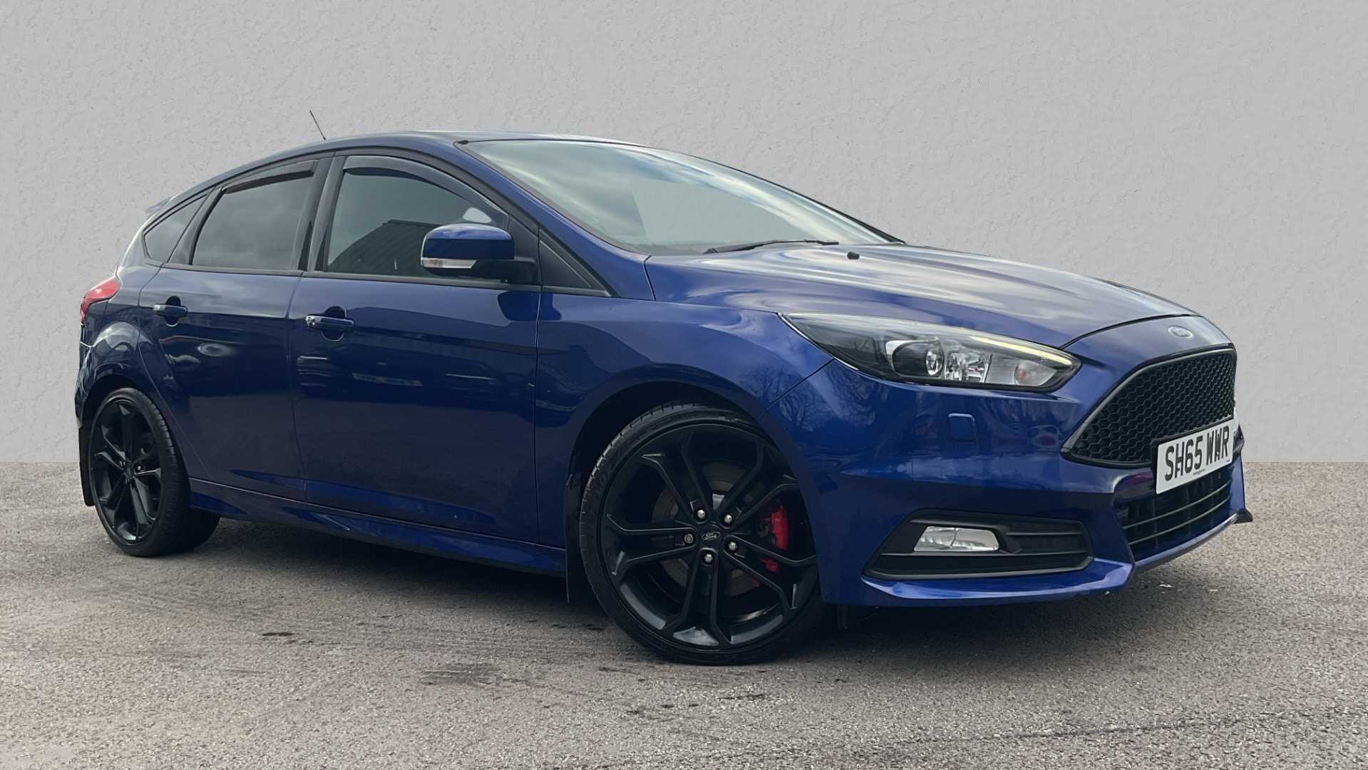 Main listing image - Ford Focus ST