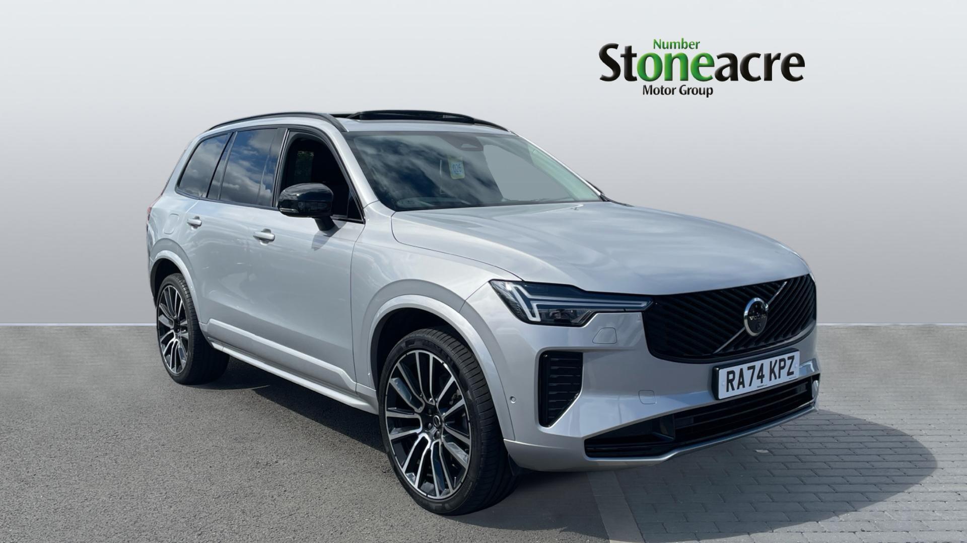 Main listing image - Volvo XC90