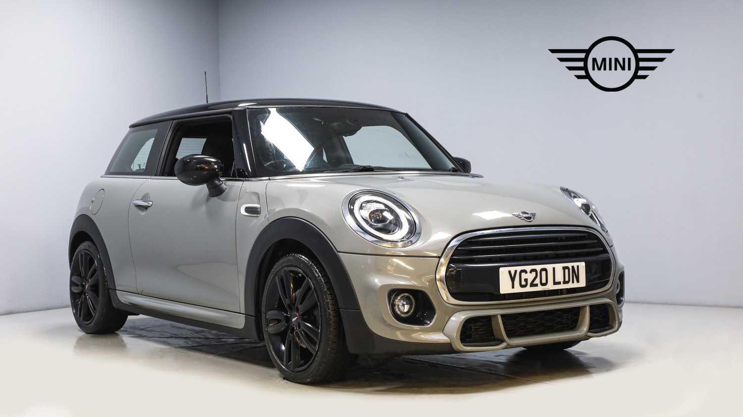 Main listing image - MINI Hatchback