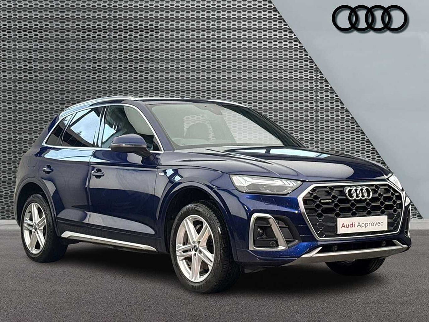 Main listing image - Audi Q5