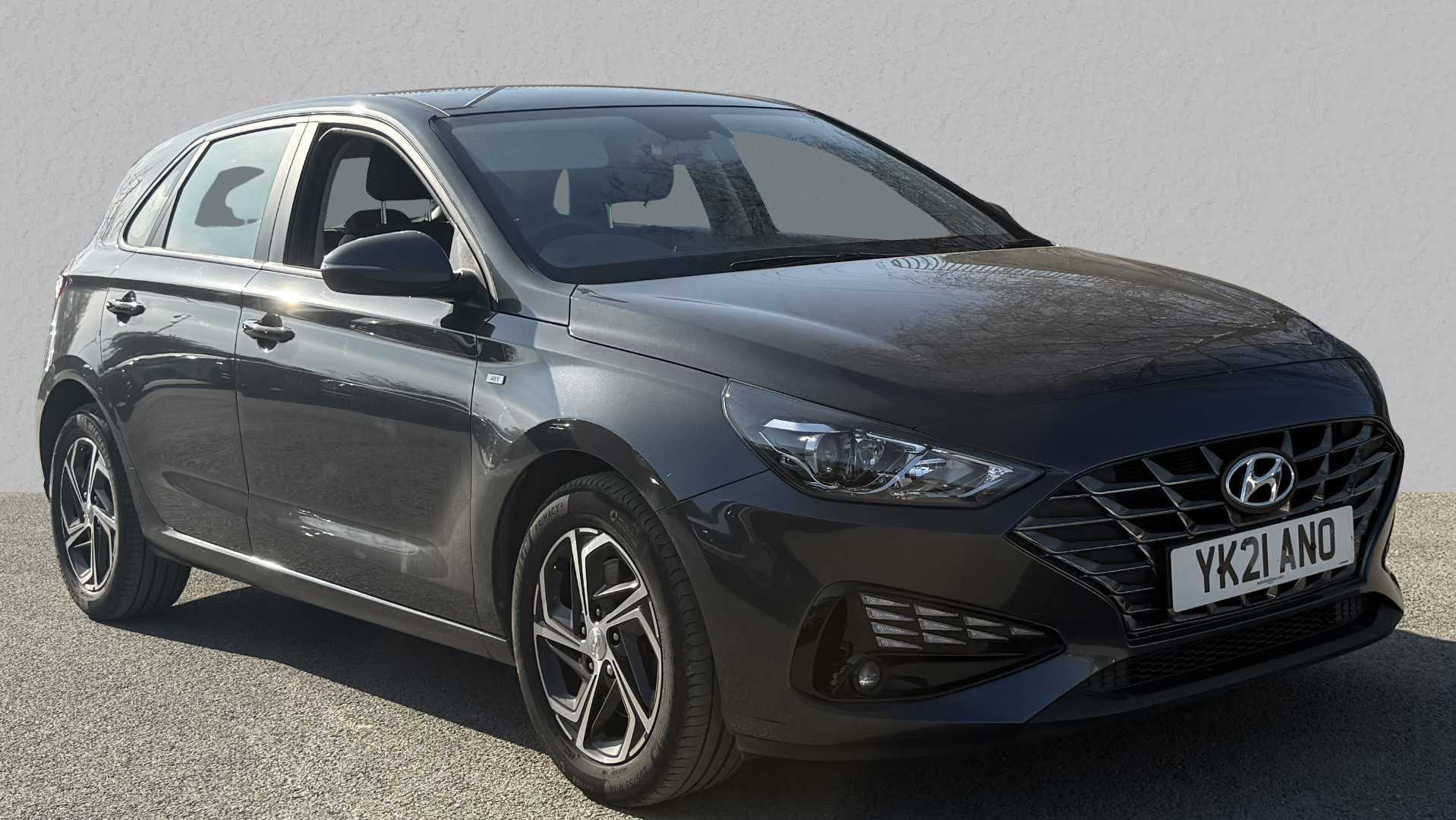 Main listing image - Hyundai i30