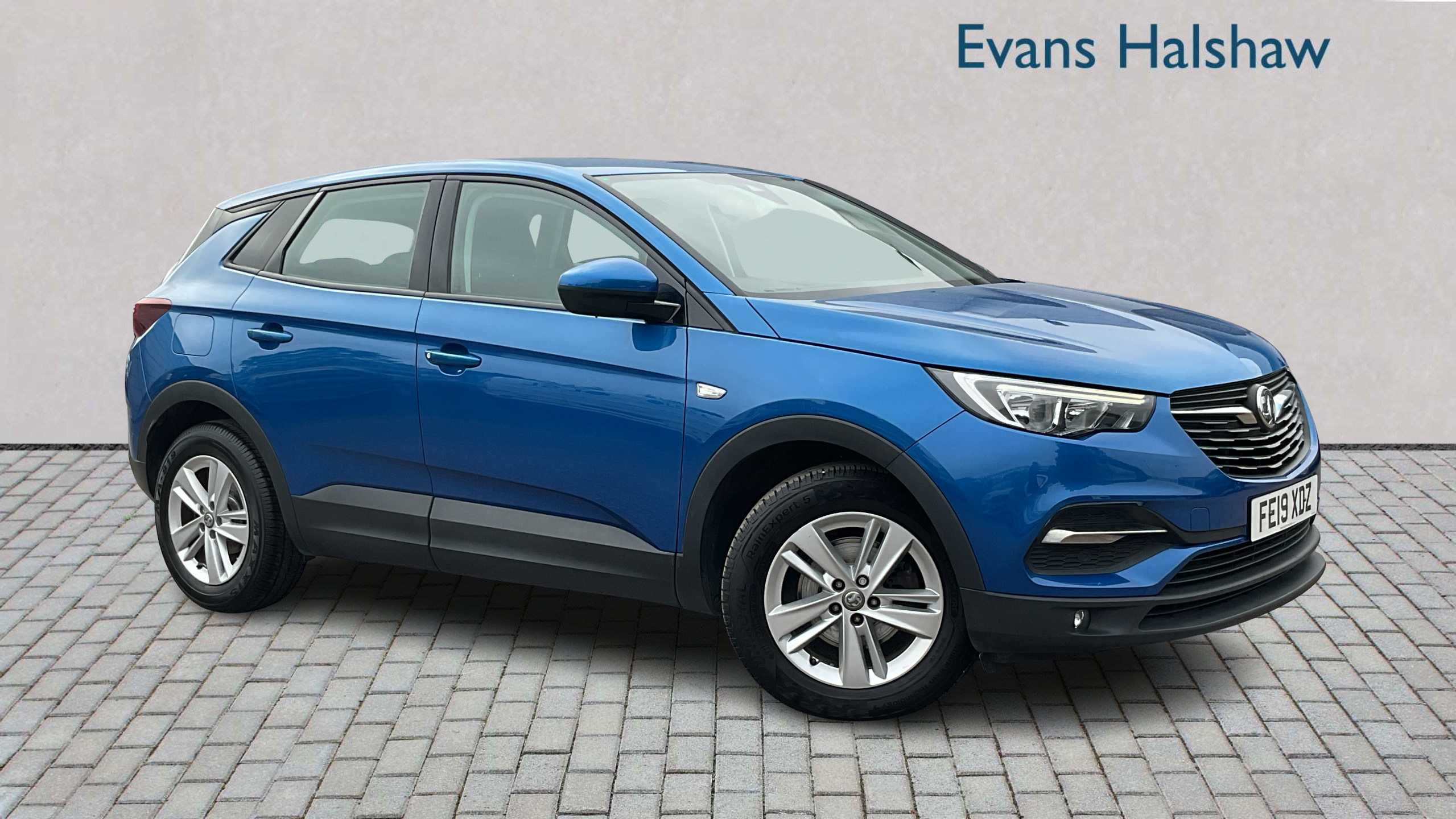 Main listing image - Vauxhall Grandland X