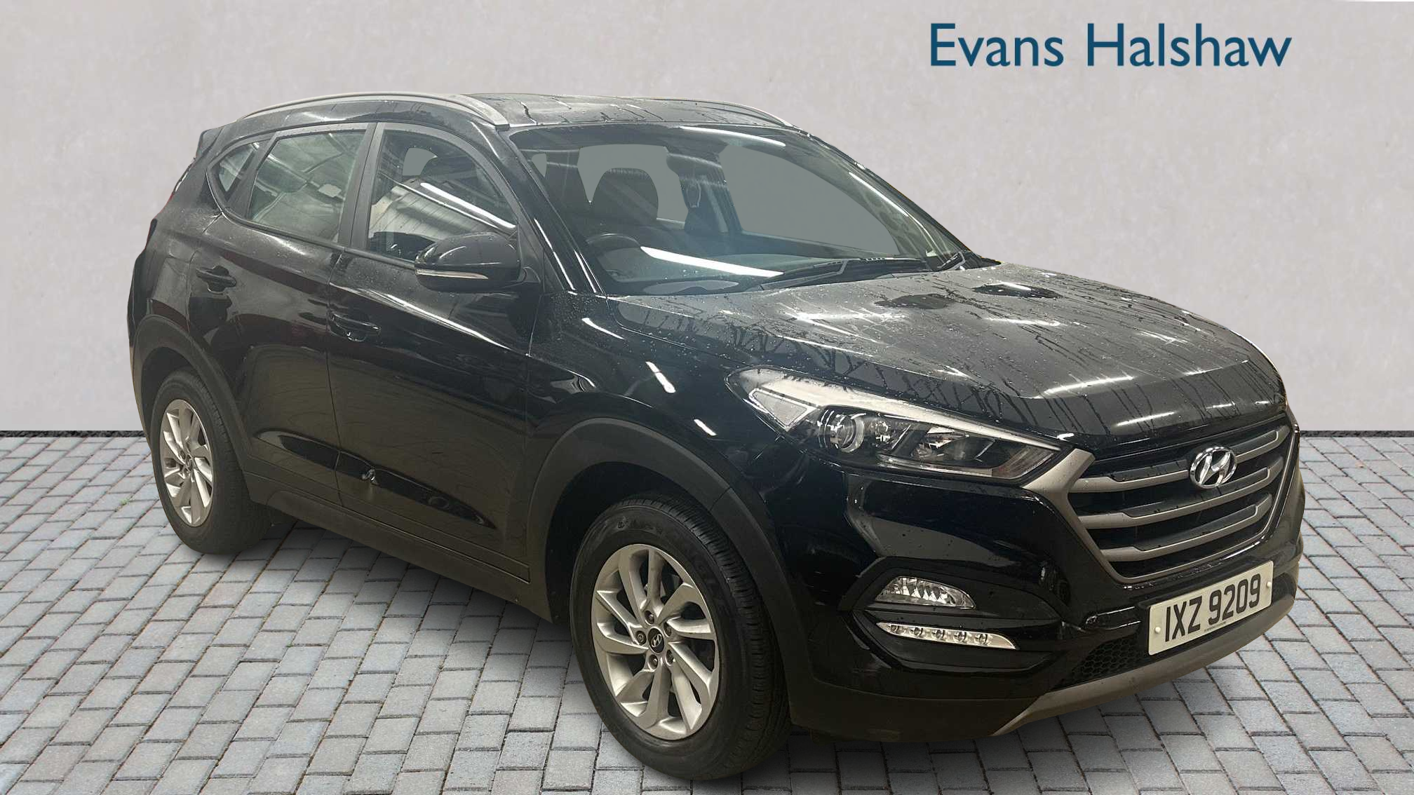 Main listing image - Hyundai Tucson