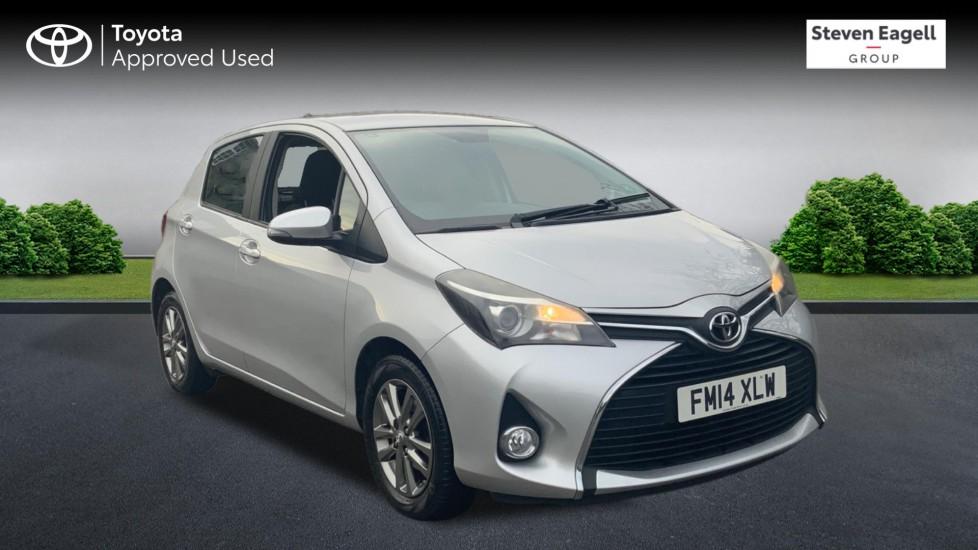 Main listing image - Toyota Yaris