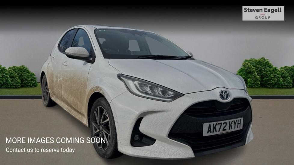 Main listing image - Toyota Yaris