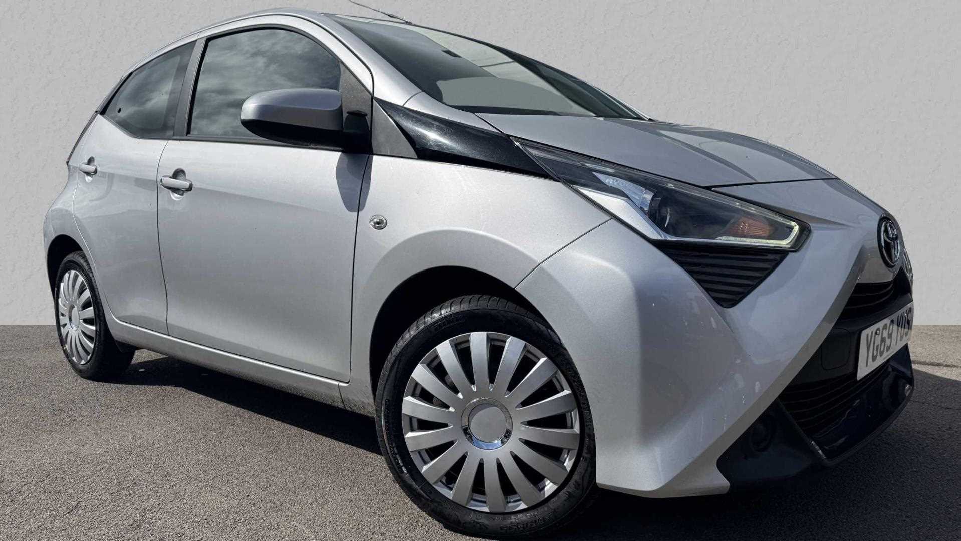 Main listing image - Toyota Aygo