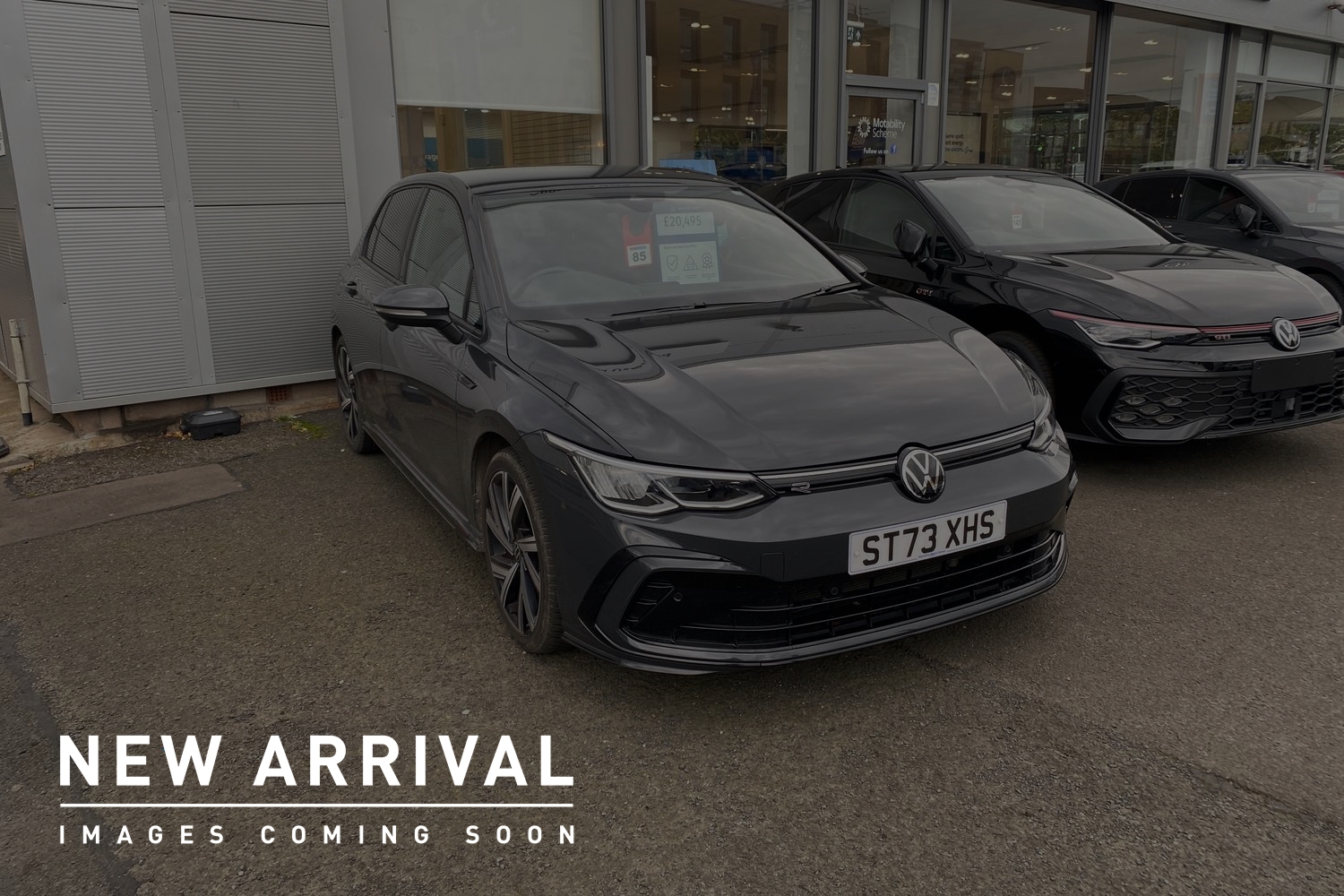 Main listing image - Volkswagen Golf