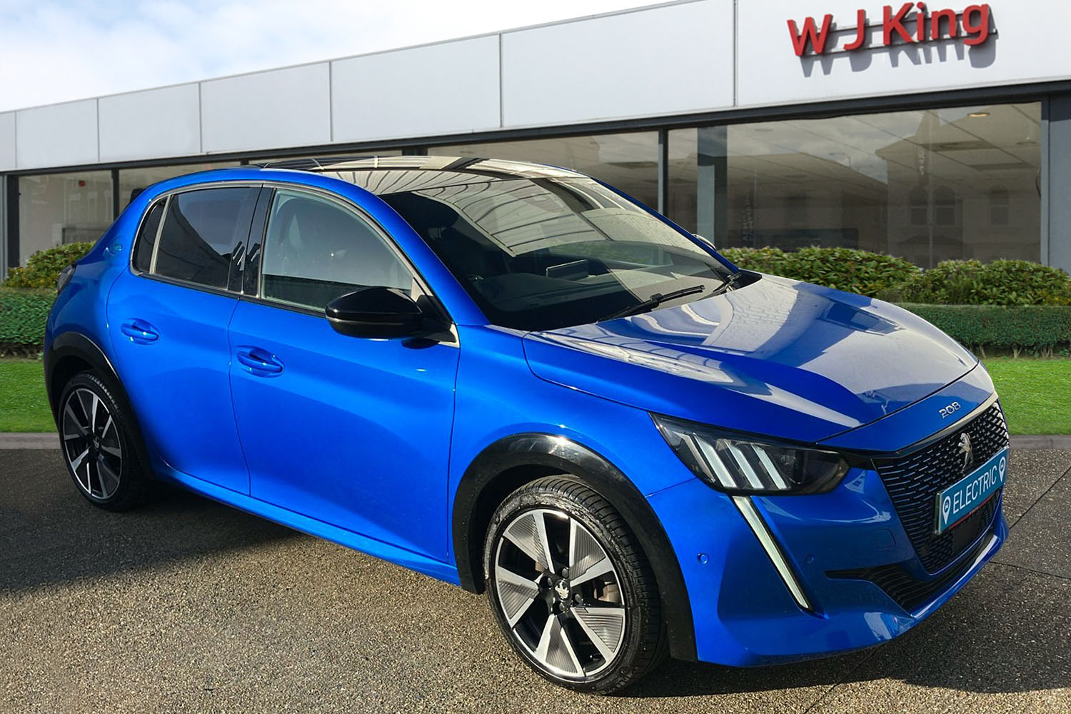 Main listing image - Peugeot e-208