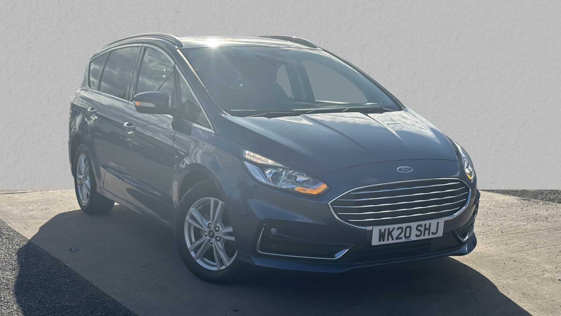 Main listing image - Ford S-MAX