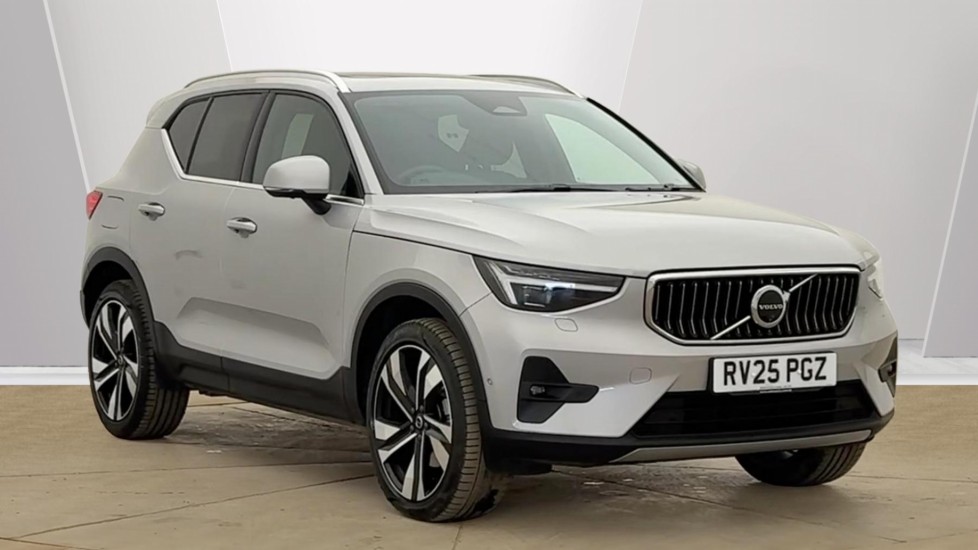 Main listing image - Volvo XC40