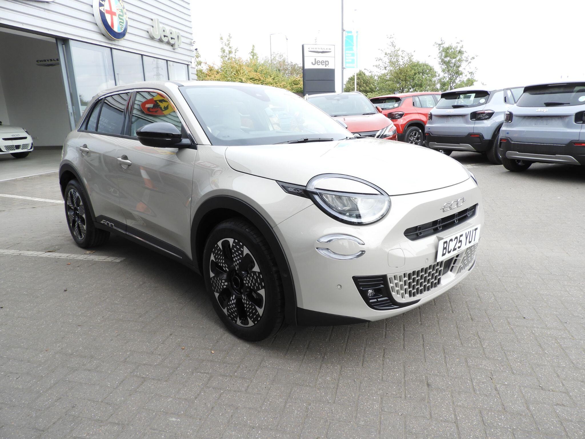 Main listing image - Fiat 600 Electric