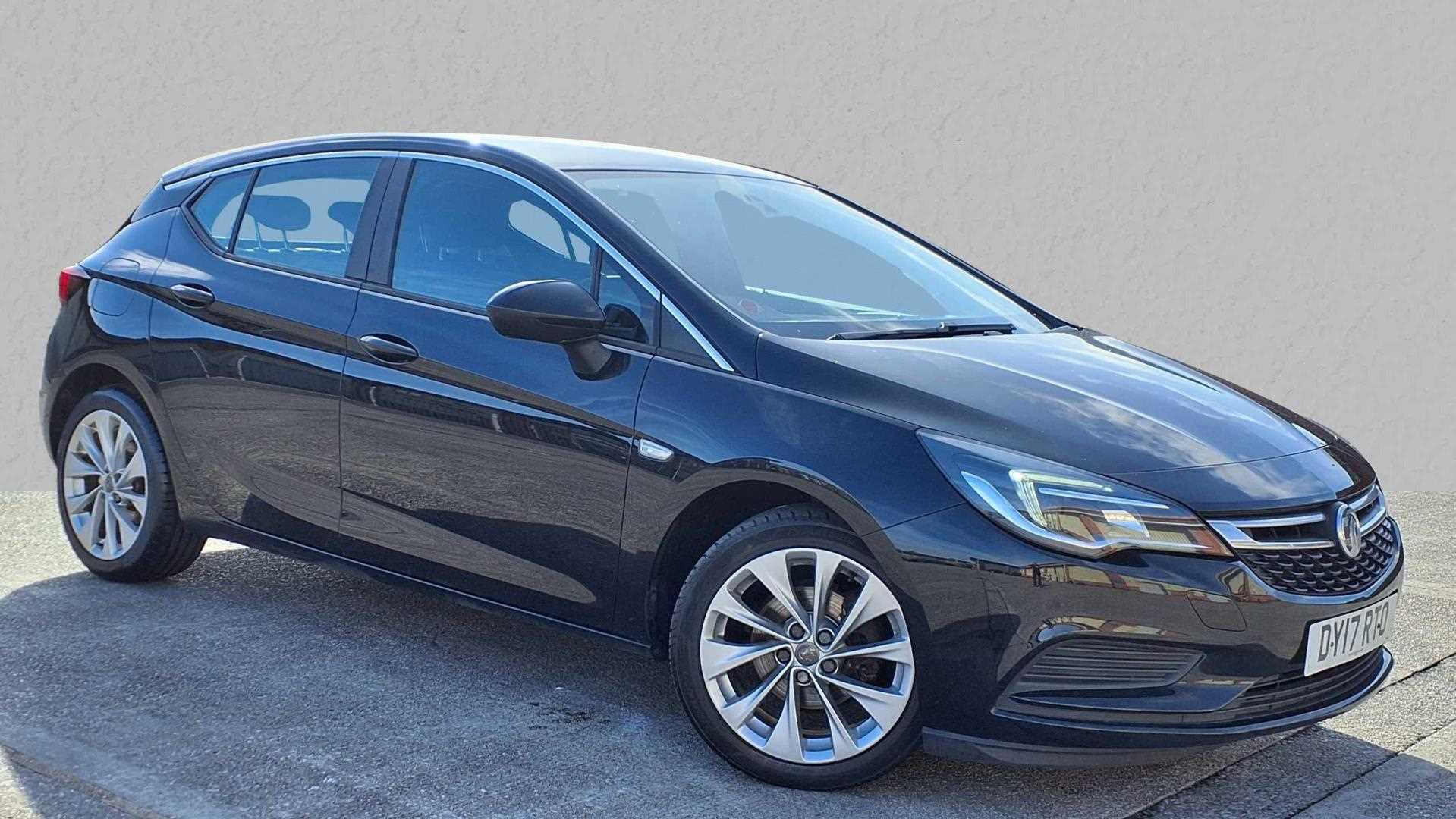 Main listing image - Vauxhall Astra