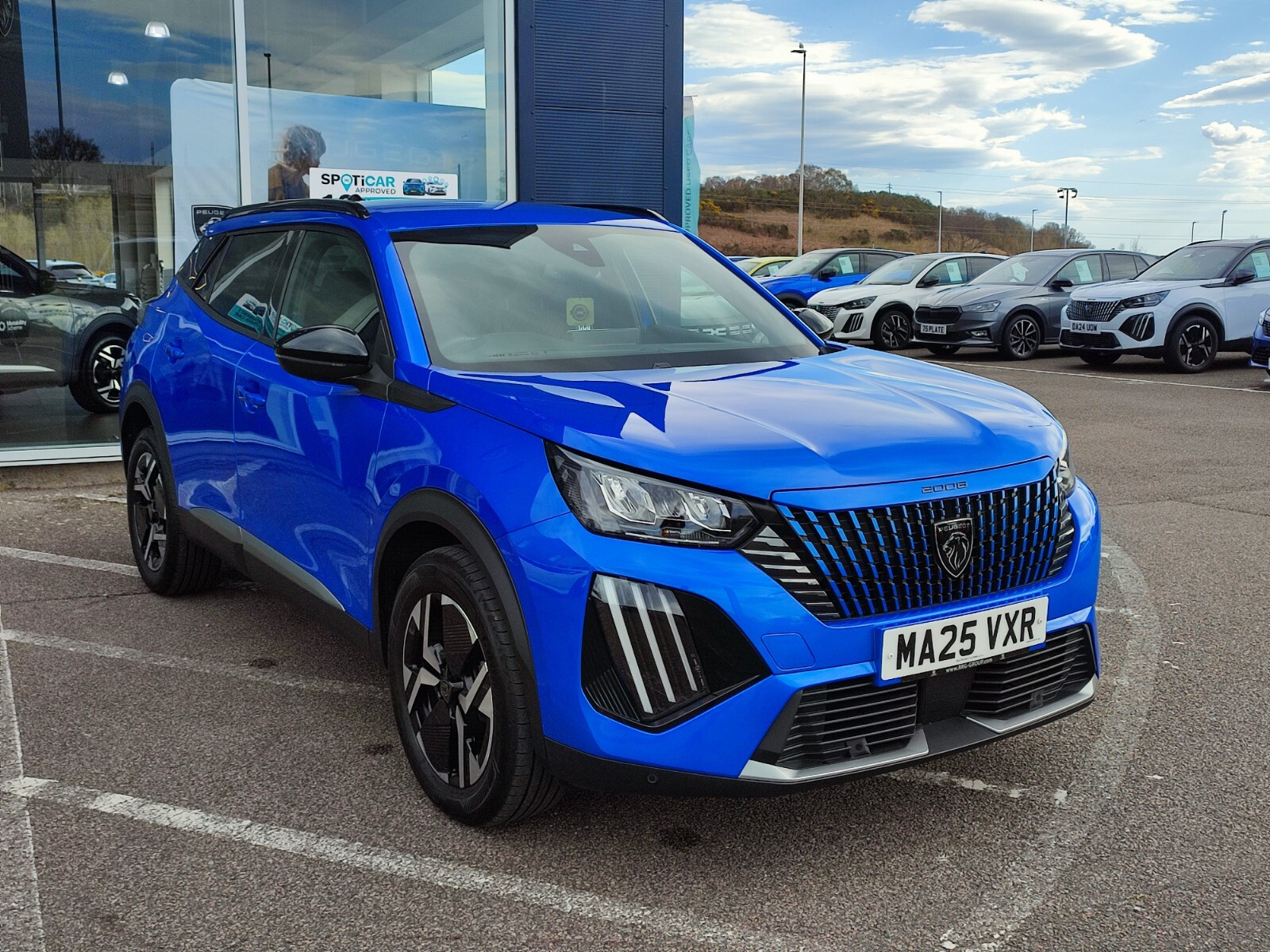 Main listing image - Peugeot 2008