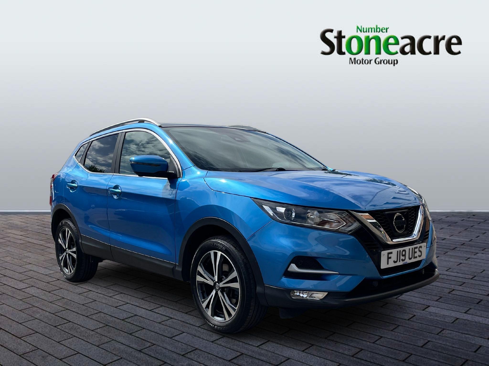 Main listing image - Nissan Qashqai