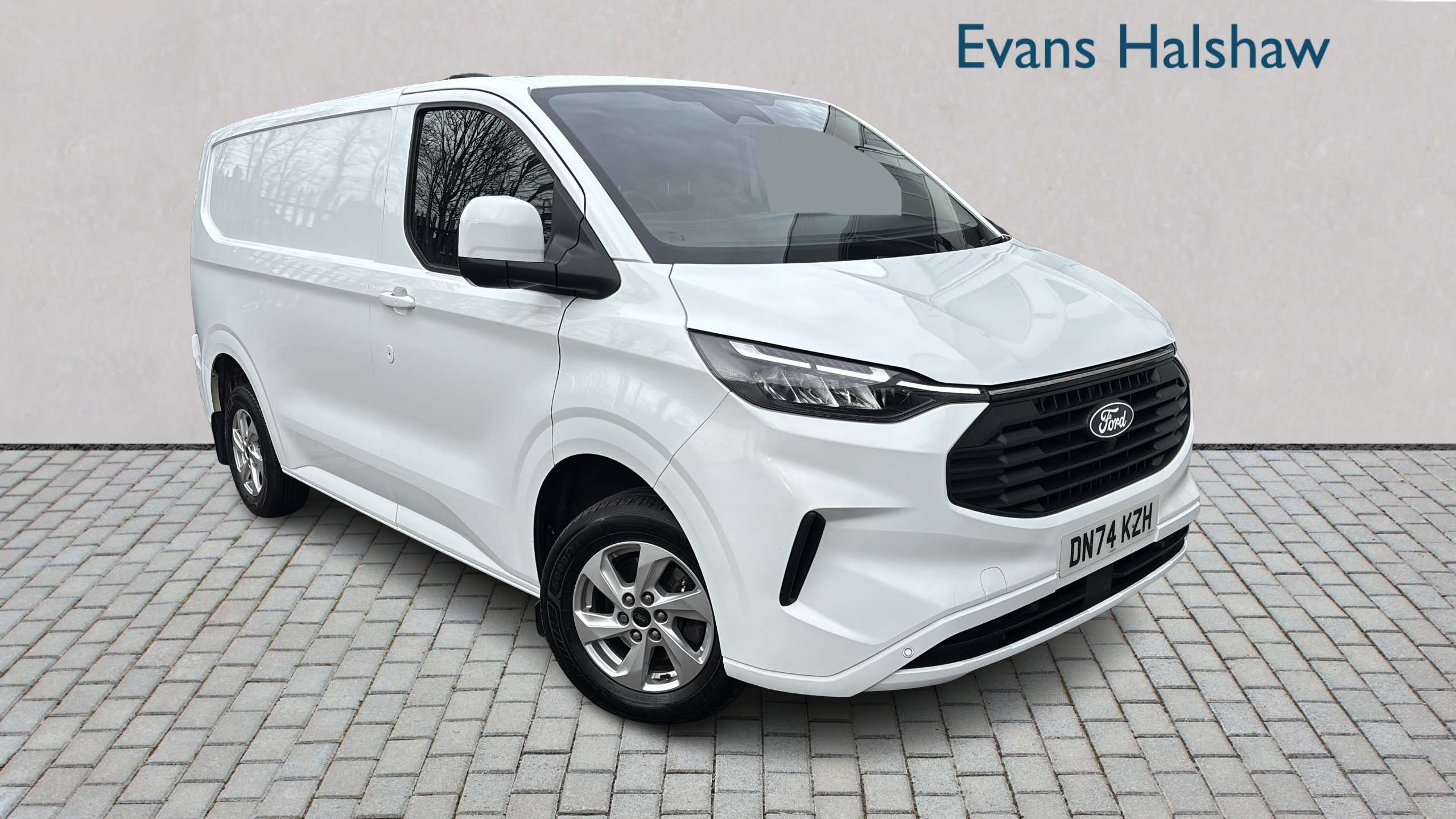 Main listing image - Ford Transit Custom