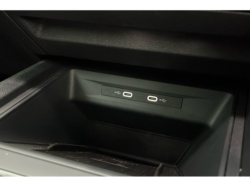 Main listing image - Cupra Leon
