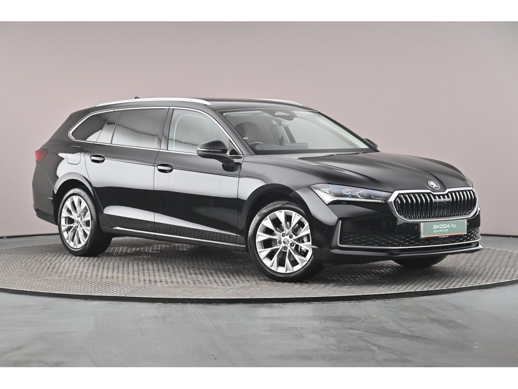 Main listing image - Skoda Superb Estate