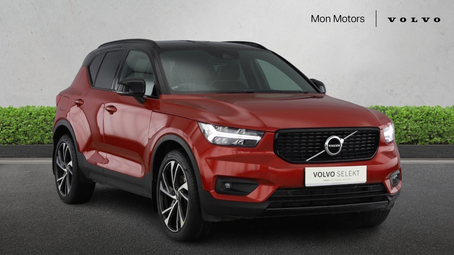 Main listing image - Volvo XC40