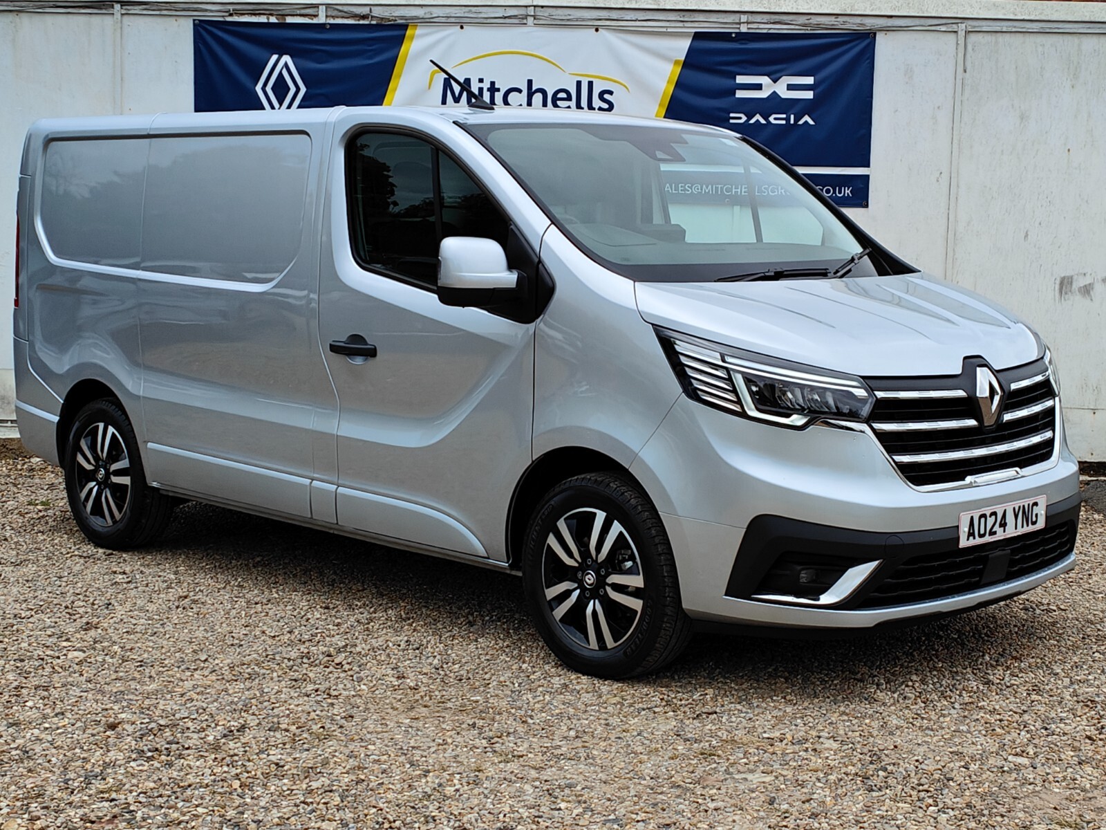 Main listing image - Renault Trafic