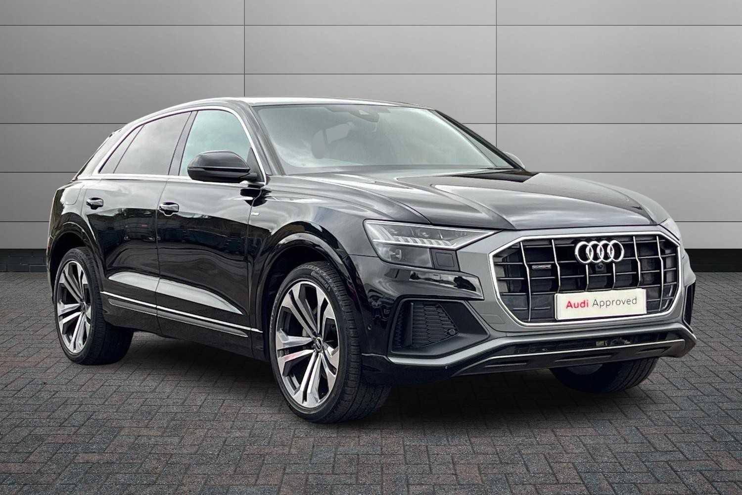 Main listing image - Audi Q8