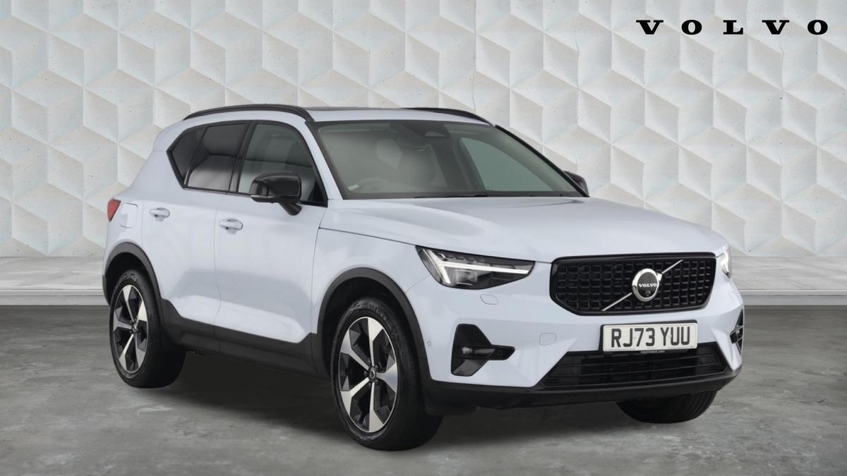 Main listing image - Volvo XC40