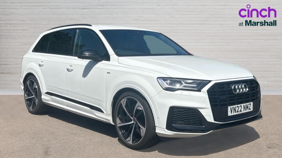 Main listing image - Audi Q7