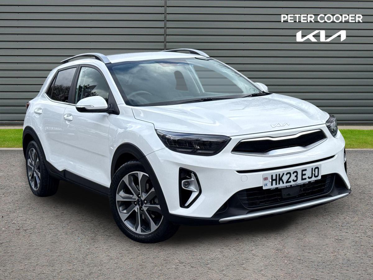 Main listing image - Kia Stonic