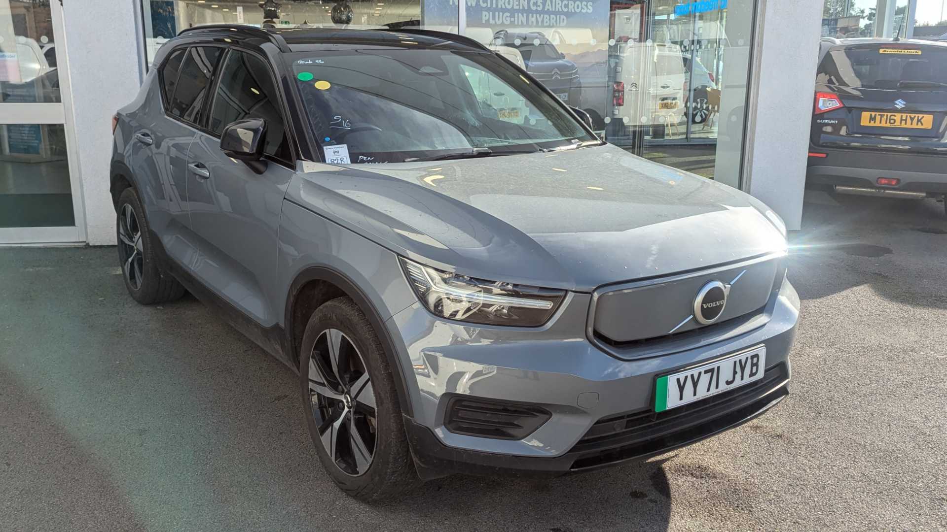 Main listing image - Volvo XC40 Recharge