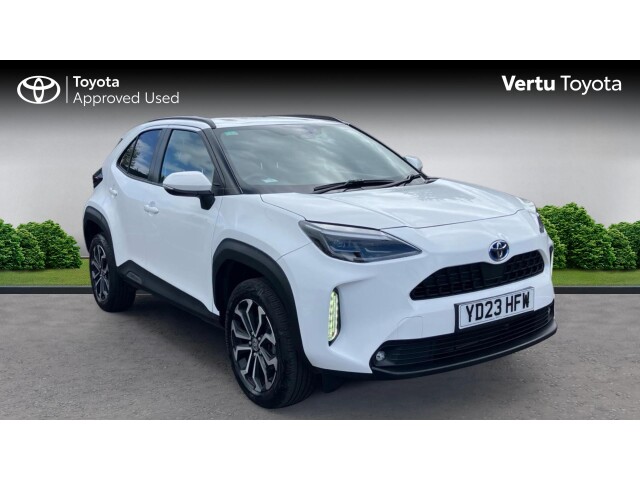 Main listing image - Toyota Yaris Cross