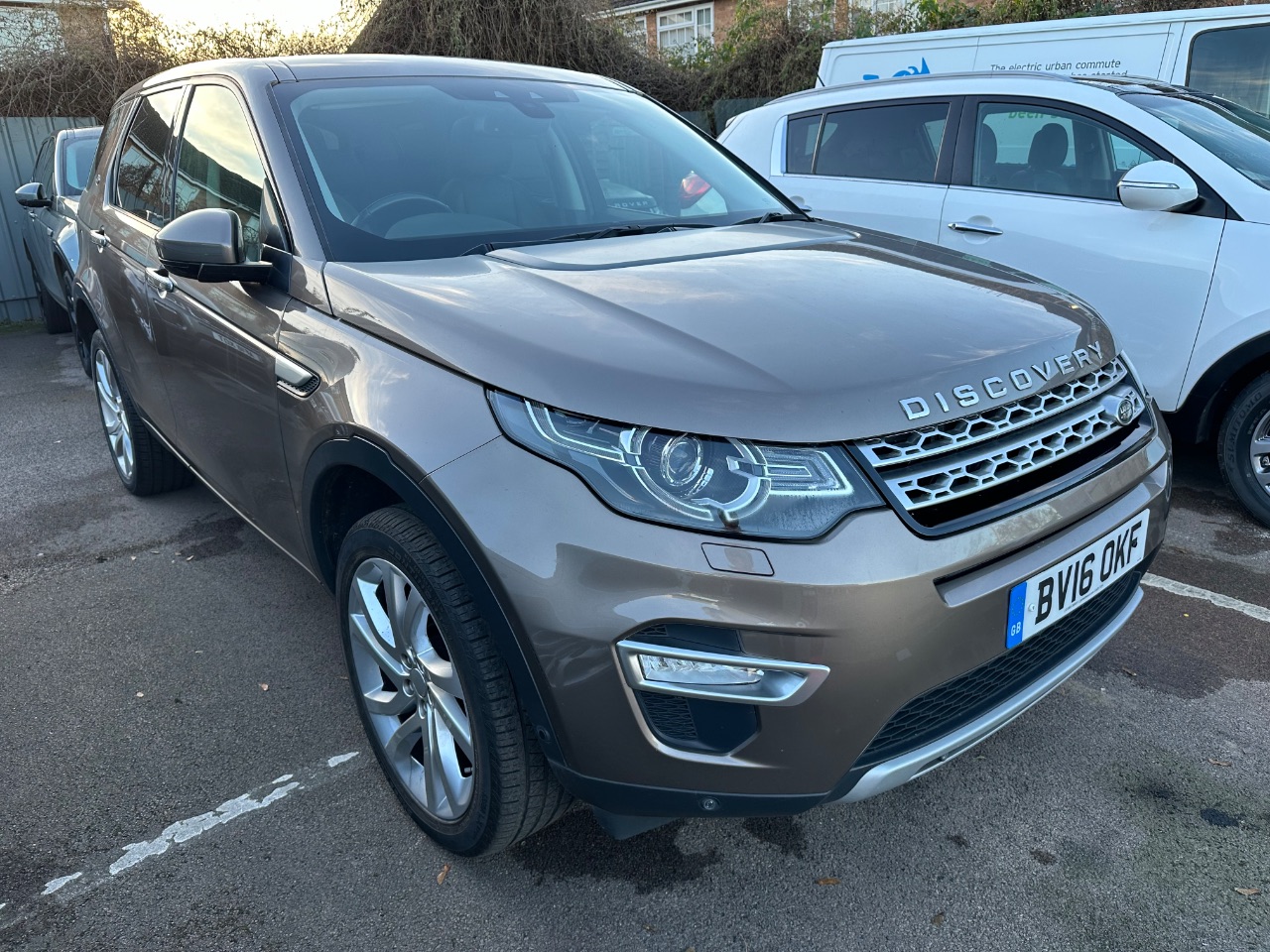 Main listing image - Land Rover Discovery Sport