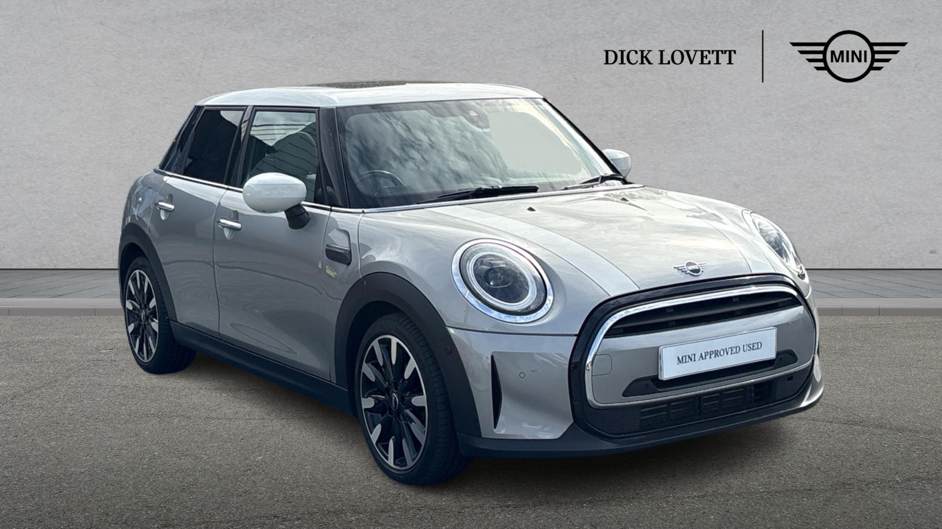 Main listing image - MINI Hatchback