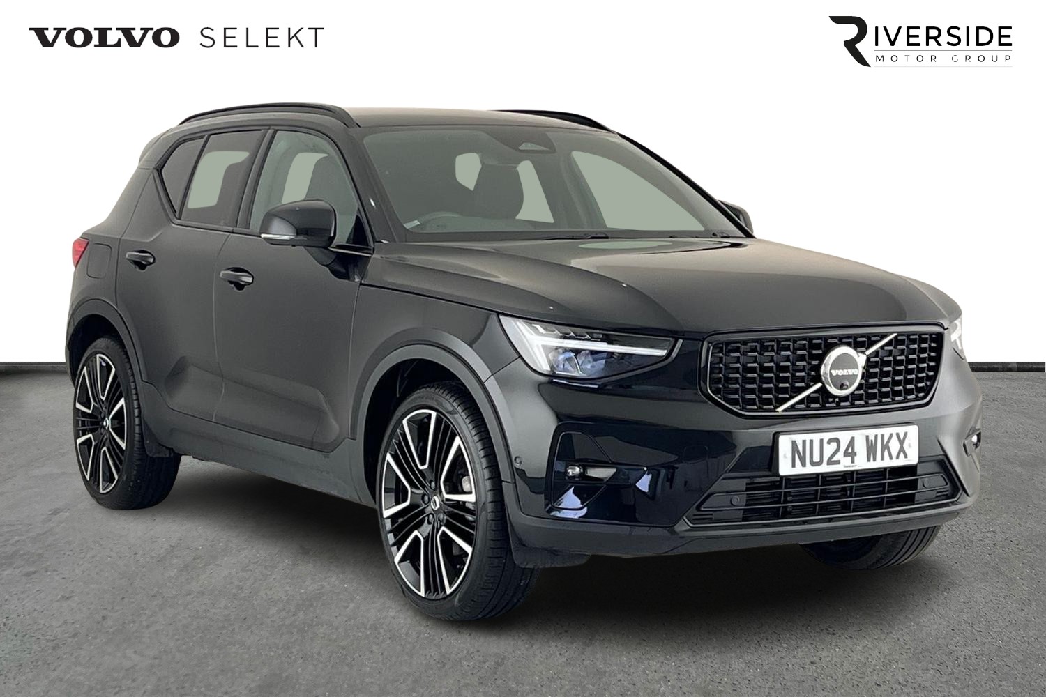 Main listing image - Volvo XC40